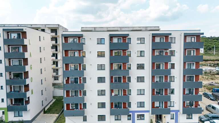 photo-immobilier-sava-remus-marketing-complex residentiel exterieure