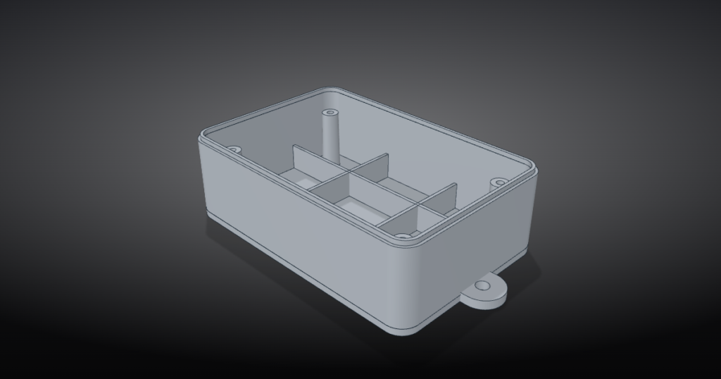 Boîtier plastique injecté fictif en vue isométrique dans un visualiseur 3D, avec nervures intérieures, bossages de vissage et patte de fixation percée